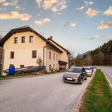 Апартаменты Lela With Sauna