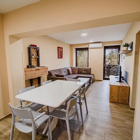 Daire Lela With Sauna