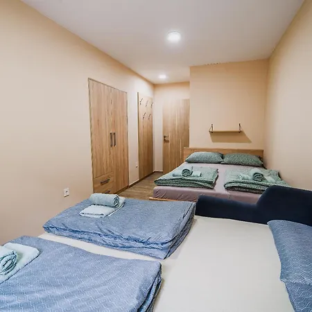 Lela With Sauna Lejlighed *