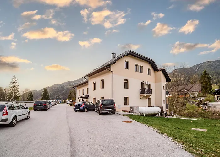 Lela With Sauna Apartma *