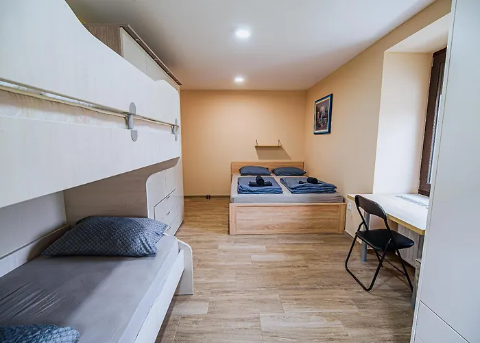 Apartma Lela With Sauna *